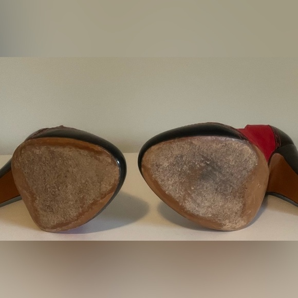 Mochino Cheap and Chic Heels - Picture 4 of 4